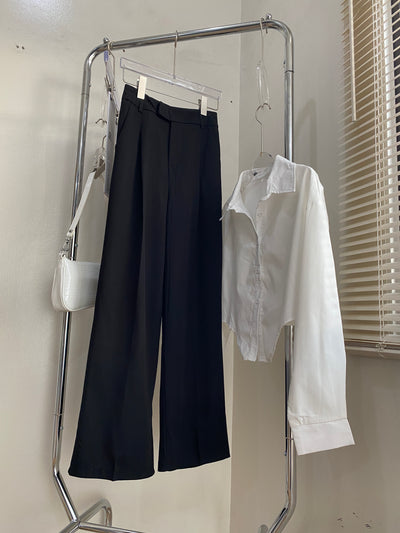 Curved Hem Cropped Longsleeve Shirt