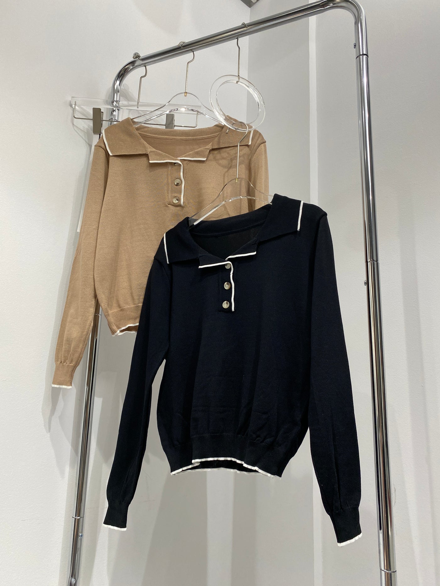 Knitted Polo Sweatshirt - Black