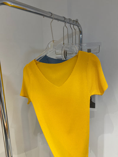 Ribbed Knit V-Neck Tee - Mango