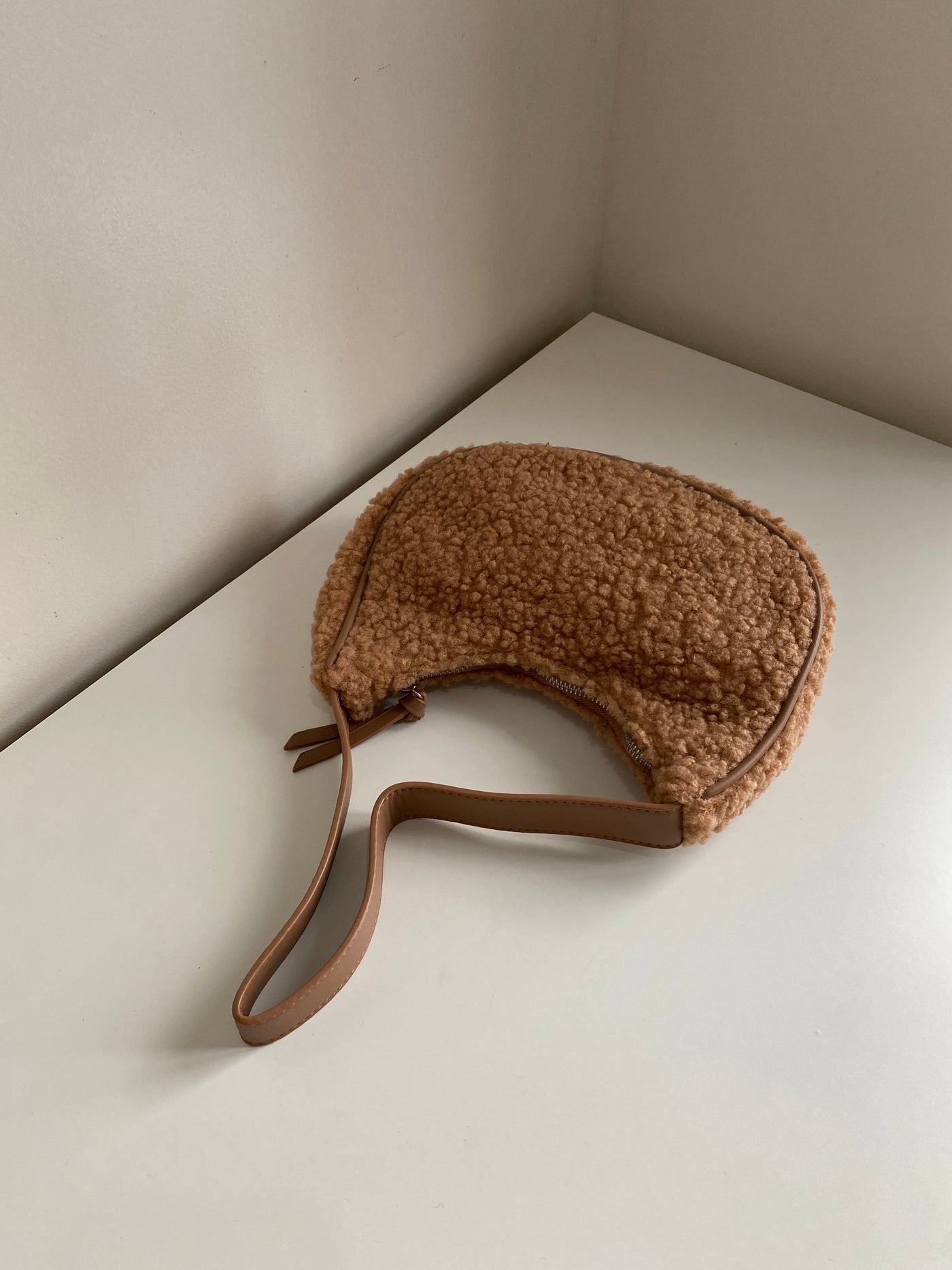 Fuzzy Baguette Bag - Cocoa