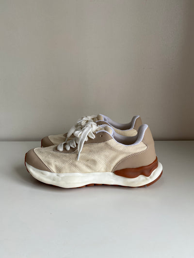 Chunky Sole Sneakers - Nude