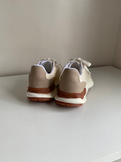 Chunky Sole Sneakers - Nude