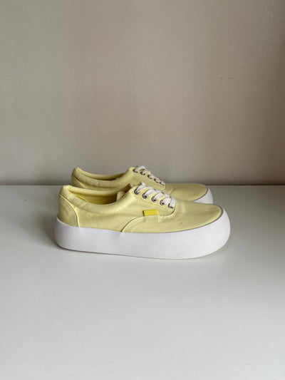 Chunky Sole Canvas Sneakers - Butter