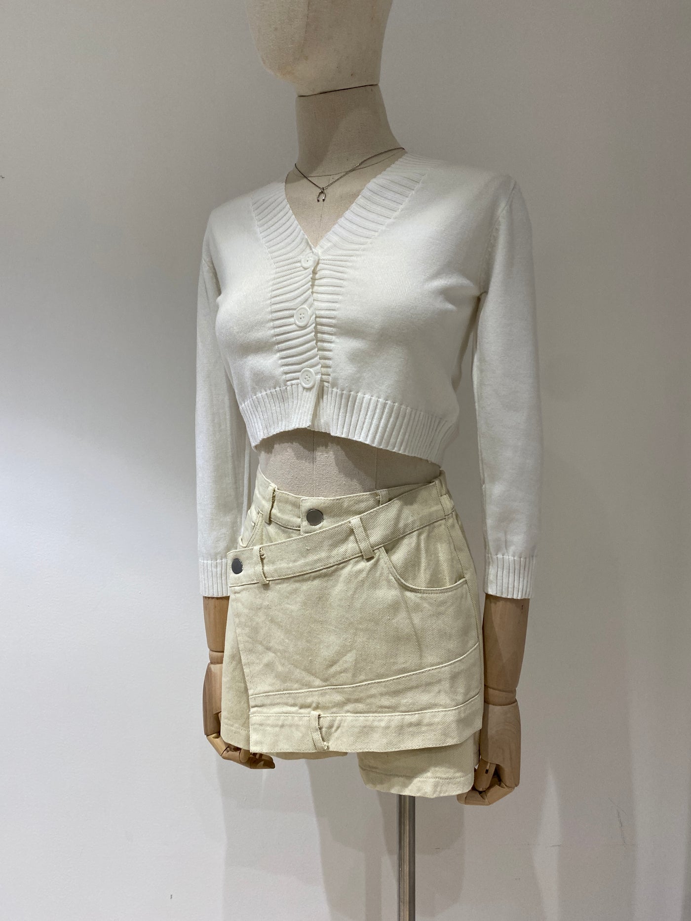 Cropped Knit Cardigan