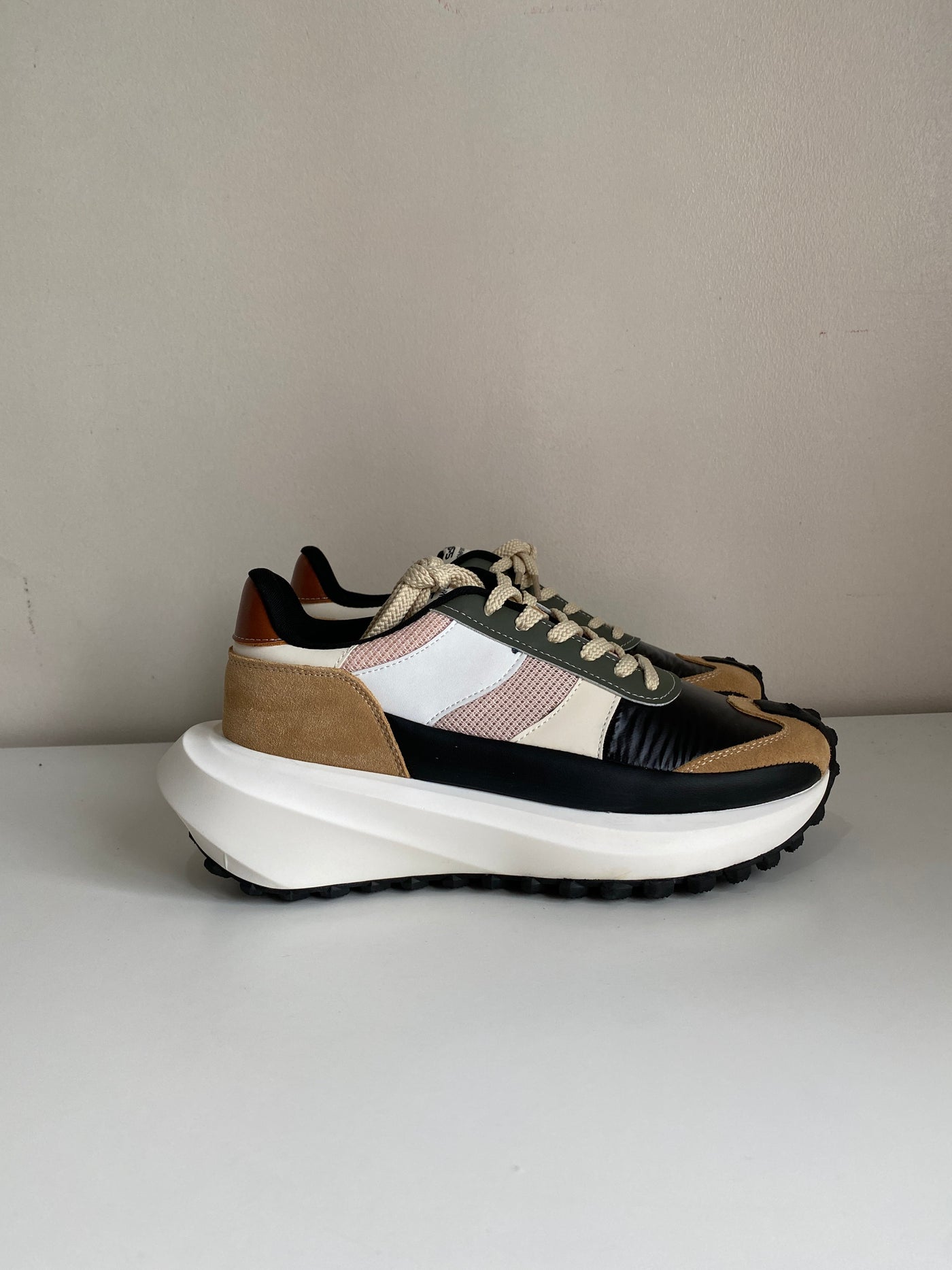 Chunky Sole Sneakers - Skin