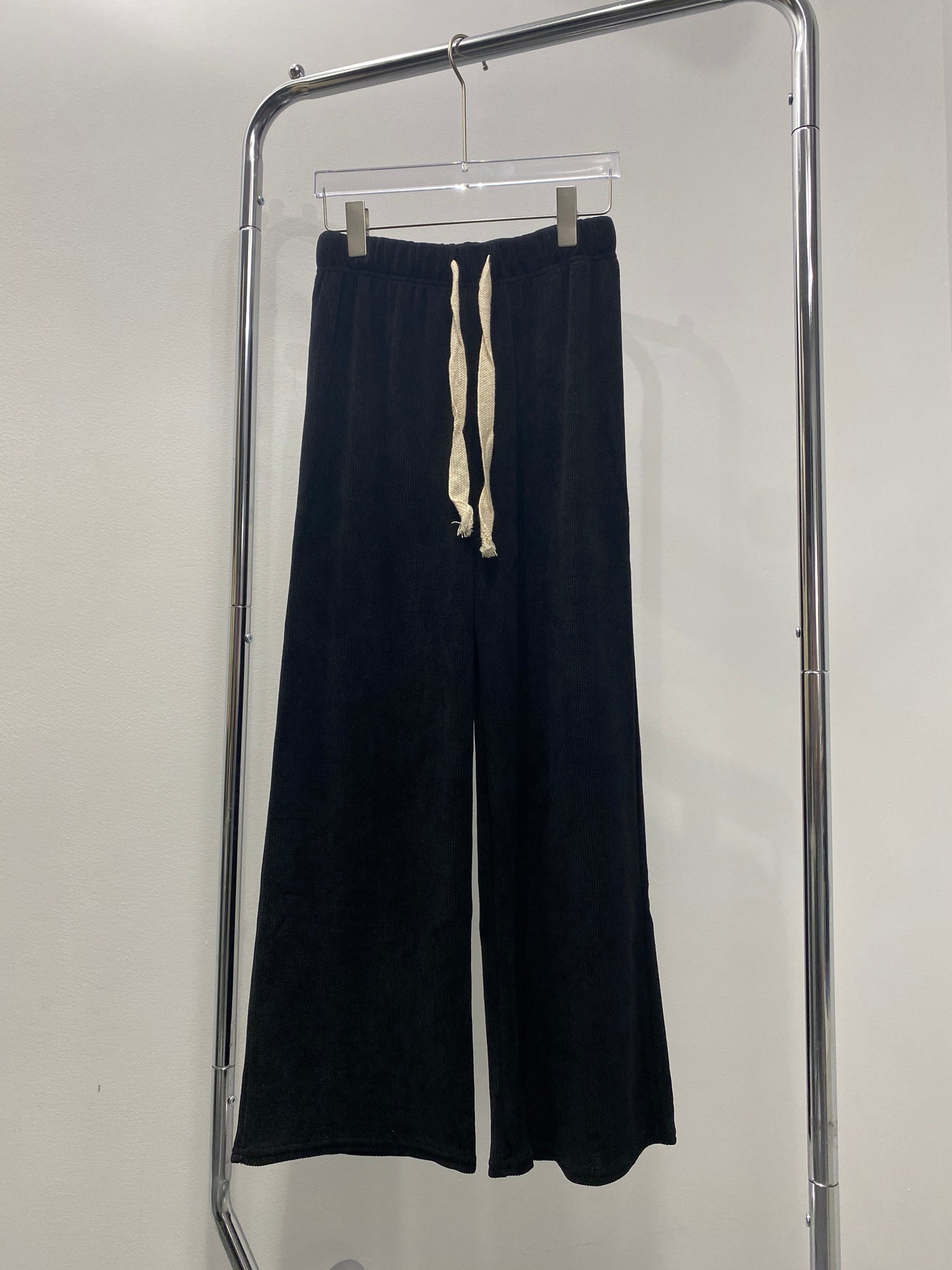 Textured Baggy Trousers - Black