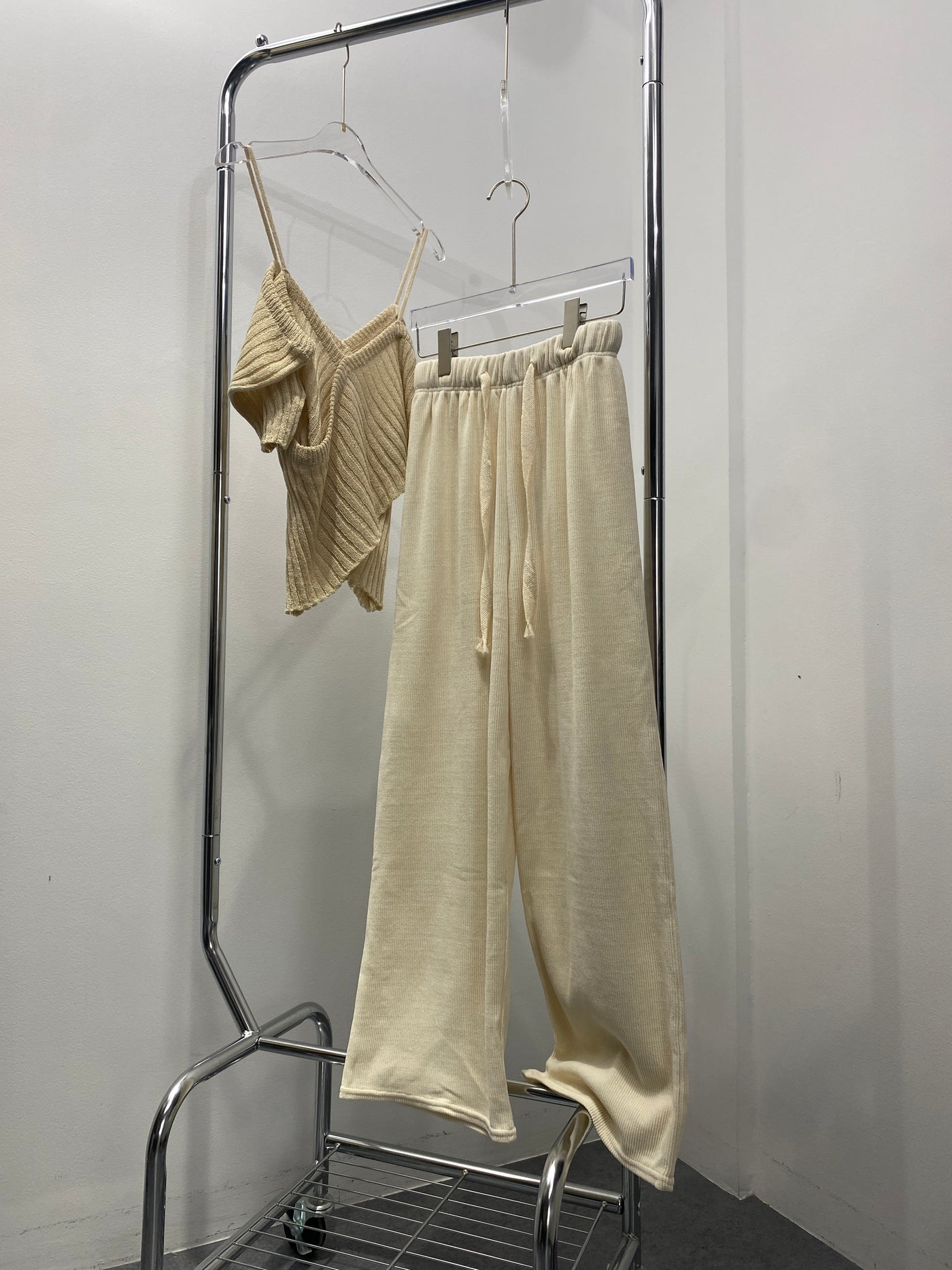 Textured Baggy Trousers - Cream
