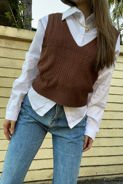 COPPER Knitted cable knit pattern vest in cocoa brown
