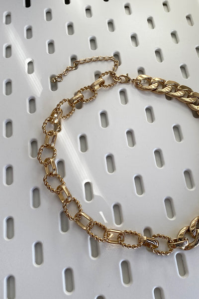 Chain Reaction Chunky Necklace - Gold