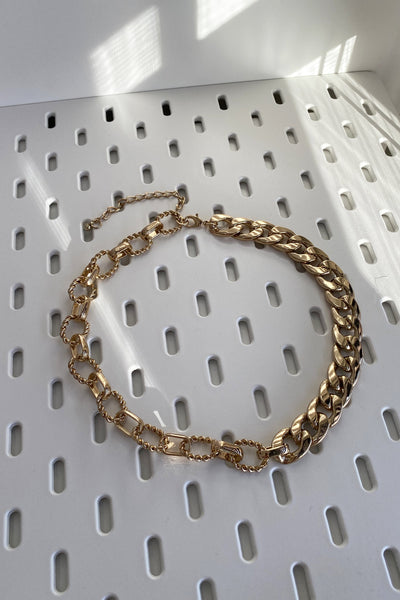 Chain Reaction Chunky Necklace - Gold