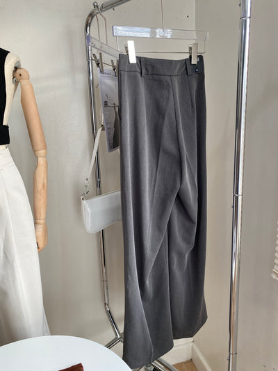 Wide Leg Pleated Trousers - Smoke