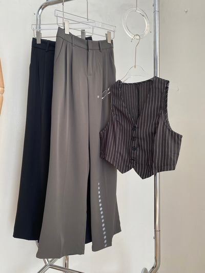 Wide Leg Pleated Trousers - Smoke