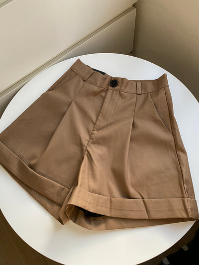 Pleated Highwaist Shorts - Cocoa