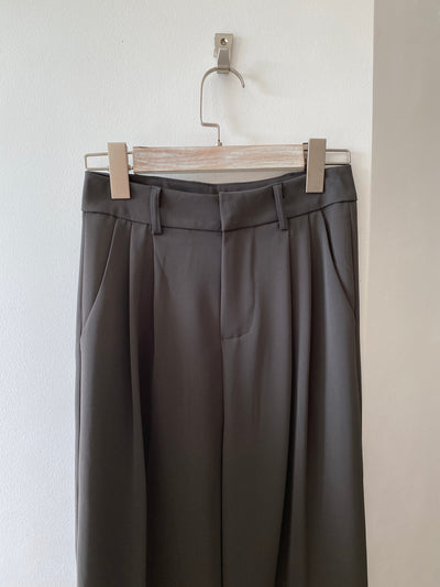 Wide Leg Pleated Trousers - Smoke