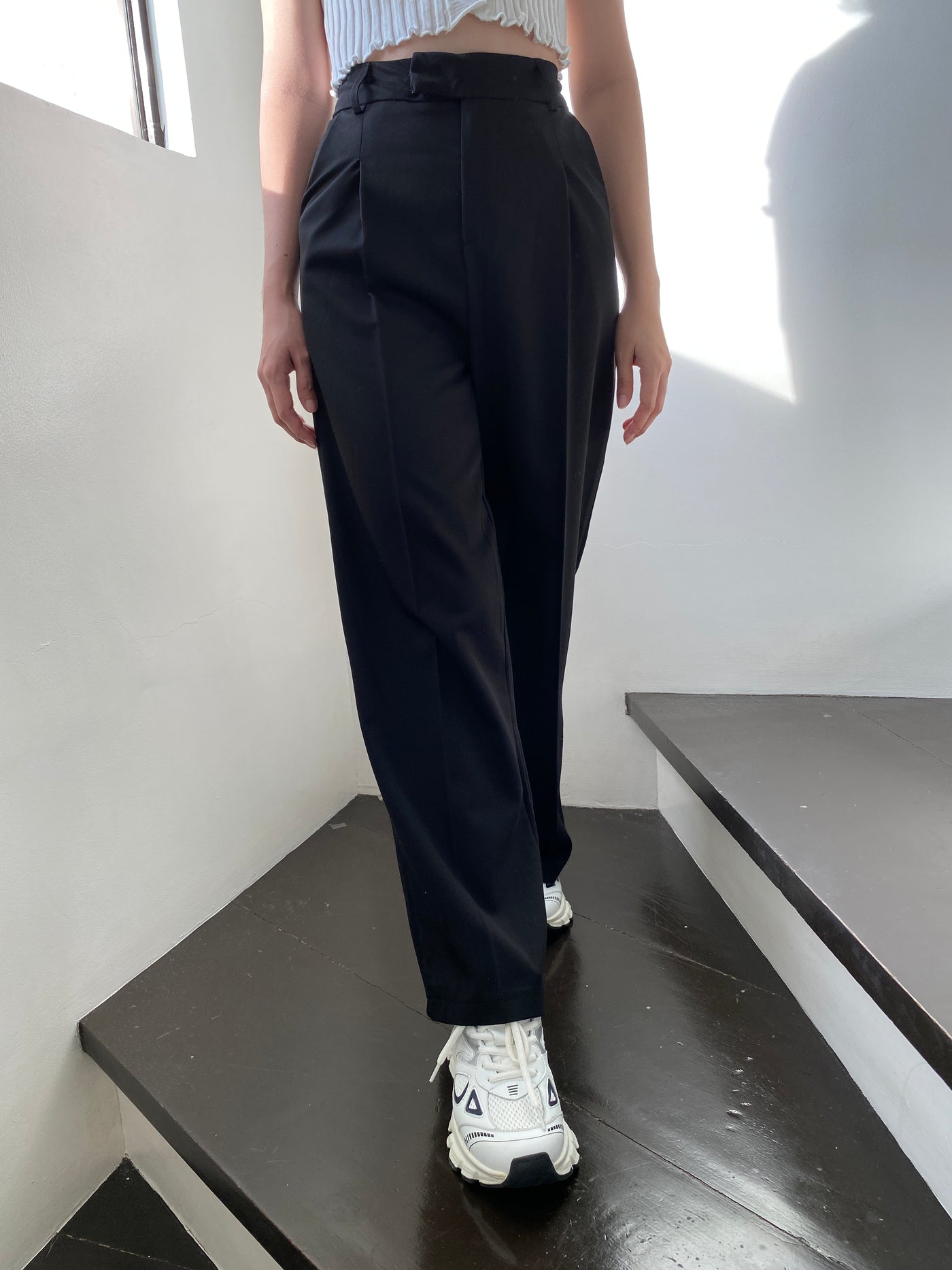 Wide Leg Pleated Trousers - Black