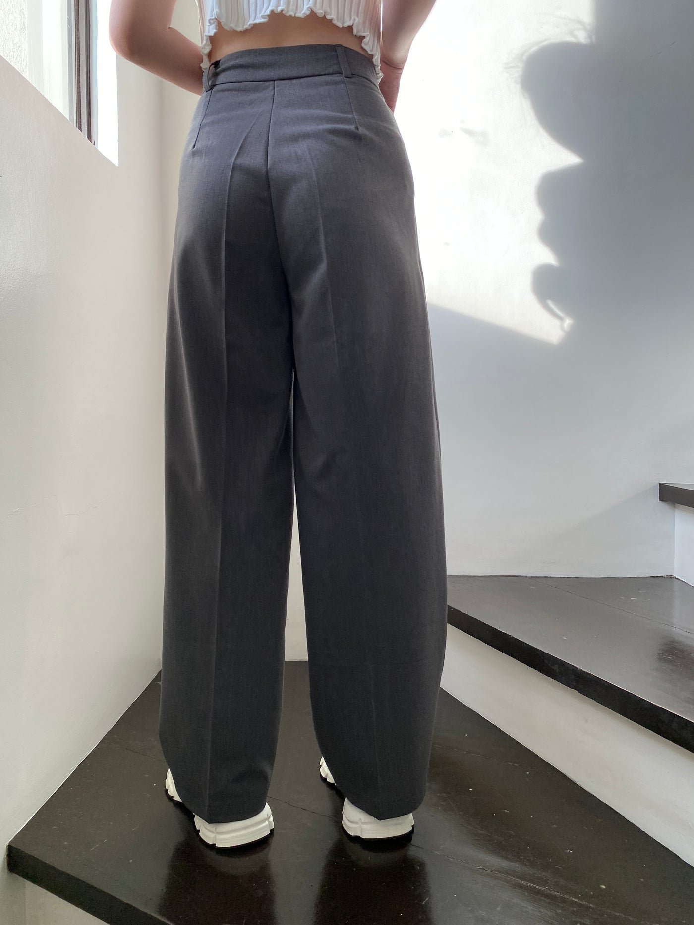 Wide Leg Pleated Trousers - Smoke