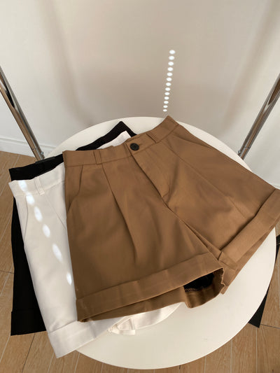 Pleated Highwaist Shorts - Cocoa