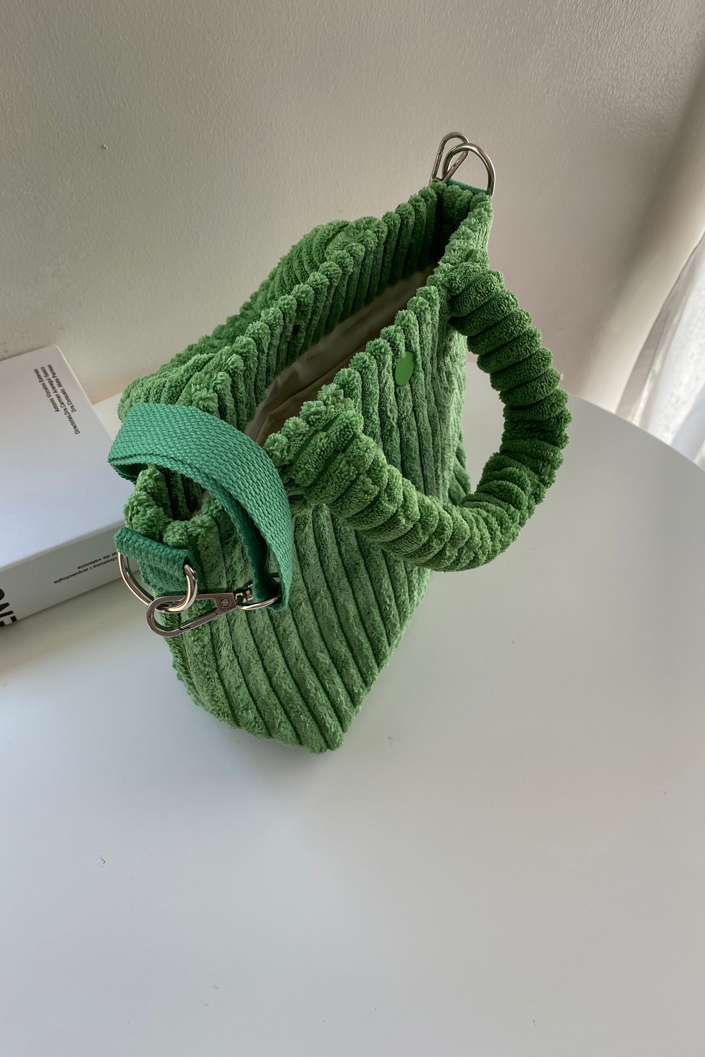 New Gal Corduroy Handbag - Forest Green