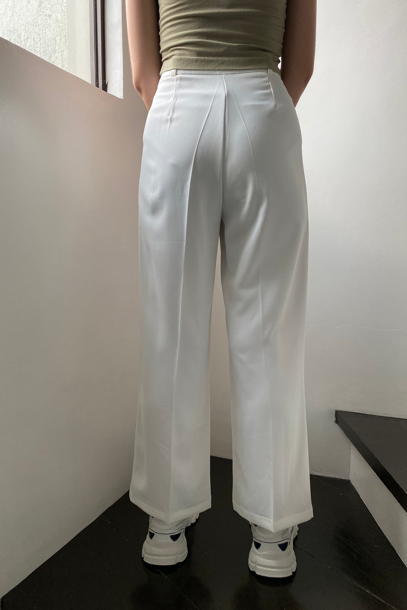 Step Into It Pleated Trousers - White