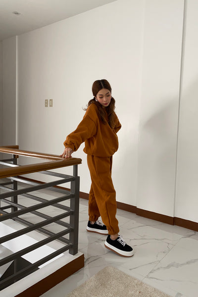[EVERYDAY] Don’t Sweat It Essential Jogger Pants - Warm Honey